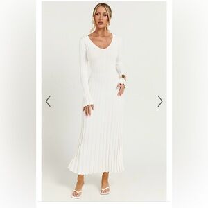 Elegant White Maxi Dress